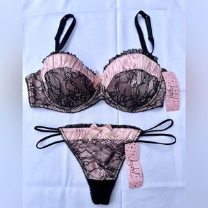 JEZEBEL BALCONETTE BRA & G-STRING. MATCHING SET. SIZE 36C/SMALL G-STRING.